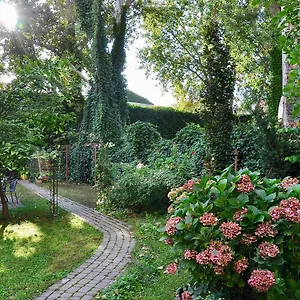 Tresor Barska Apartment