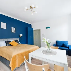 Rose Apartment